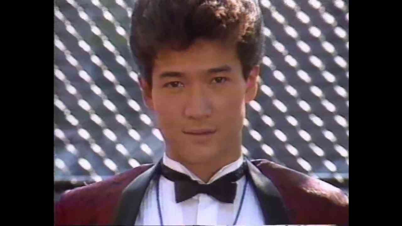 アバンチュールをリザーブ　田原俊彦 - YouTube