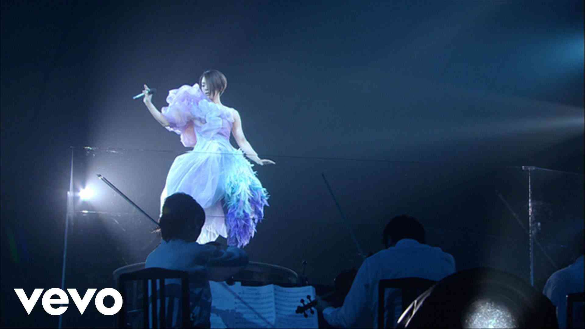 宇多田ヒカル - Goodbye Happiness （Live Ver.) - YouTube