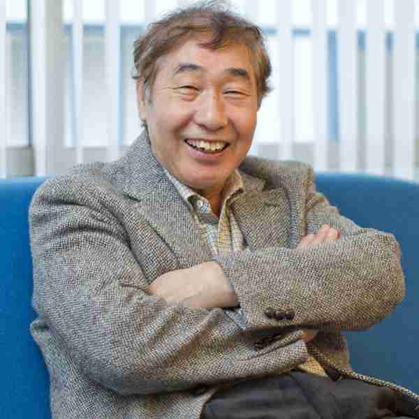 芸能人の優しい微笑みの画像トピ