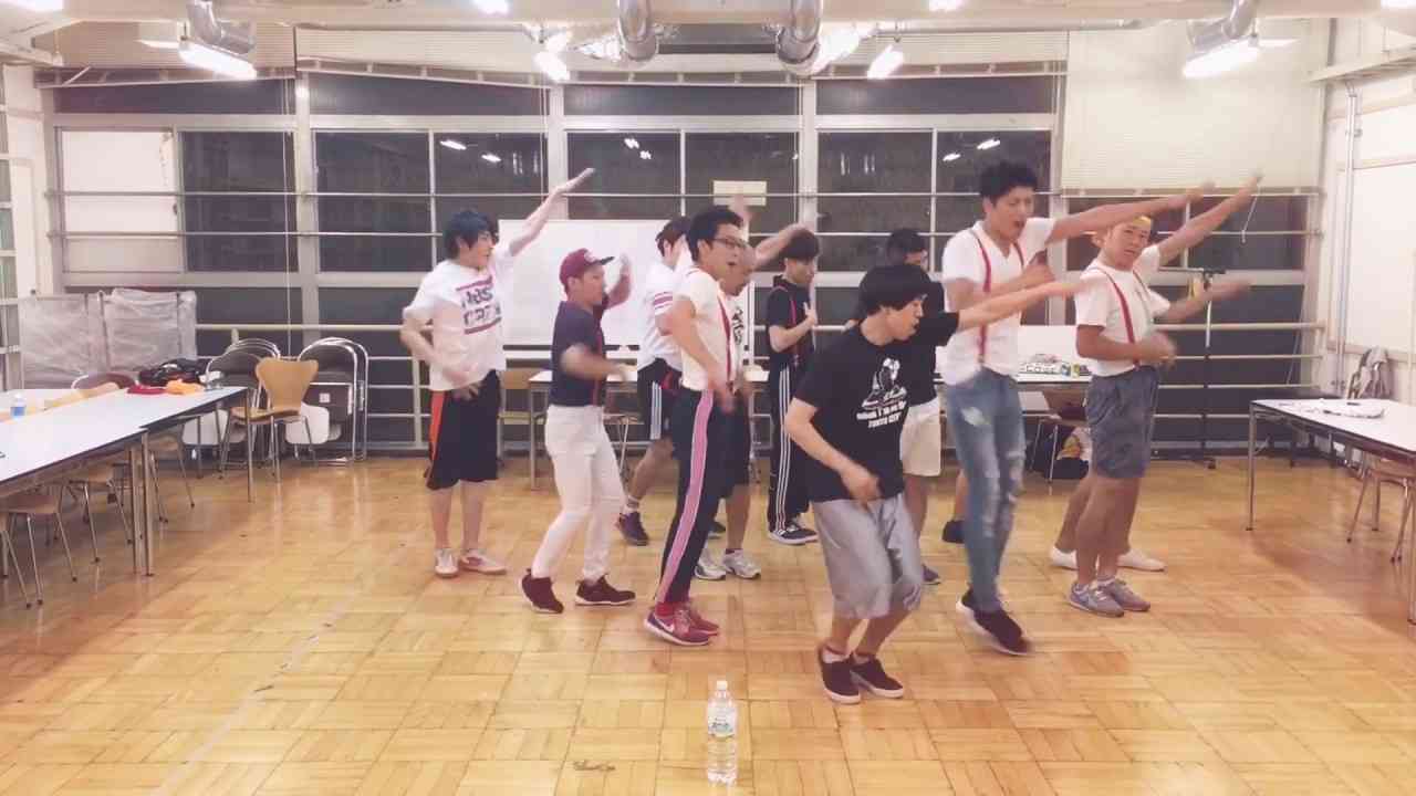 【よしもと芸人】せぶち 「Seventeen/VERY NICE 」 - YouTube