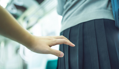 名門女子高生「痴漢冤罪詐欺」グループ、中年男を狙う巧妙な手口 （ダイヤモンド・オンライン）のコメント一覧 - Yahoo!ニュース