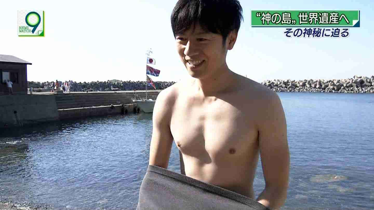 NHK伊藤海彦アナが「美尻ヌード」披露!イケメンの全裸姿に視聴者大興奮