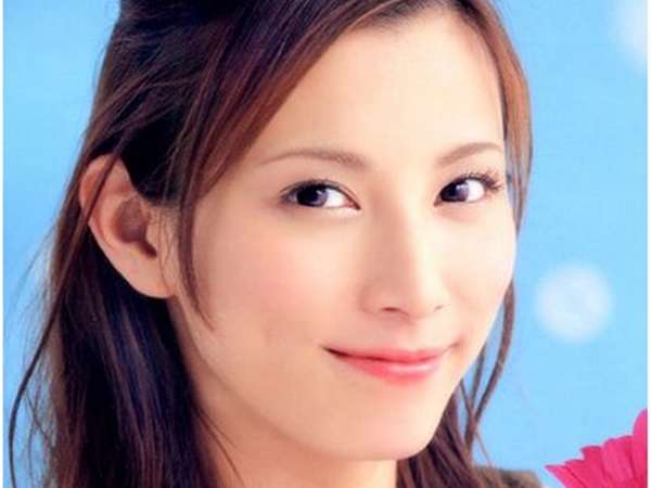 各都道府県の美人代表を集めるトピ