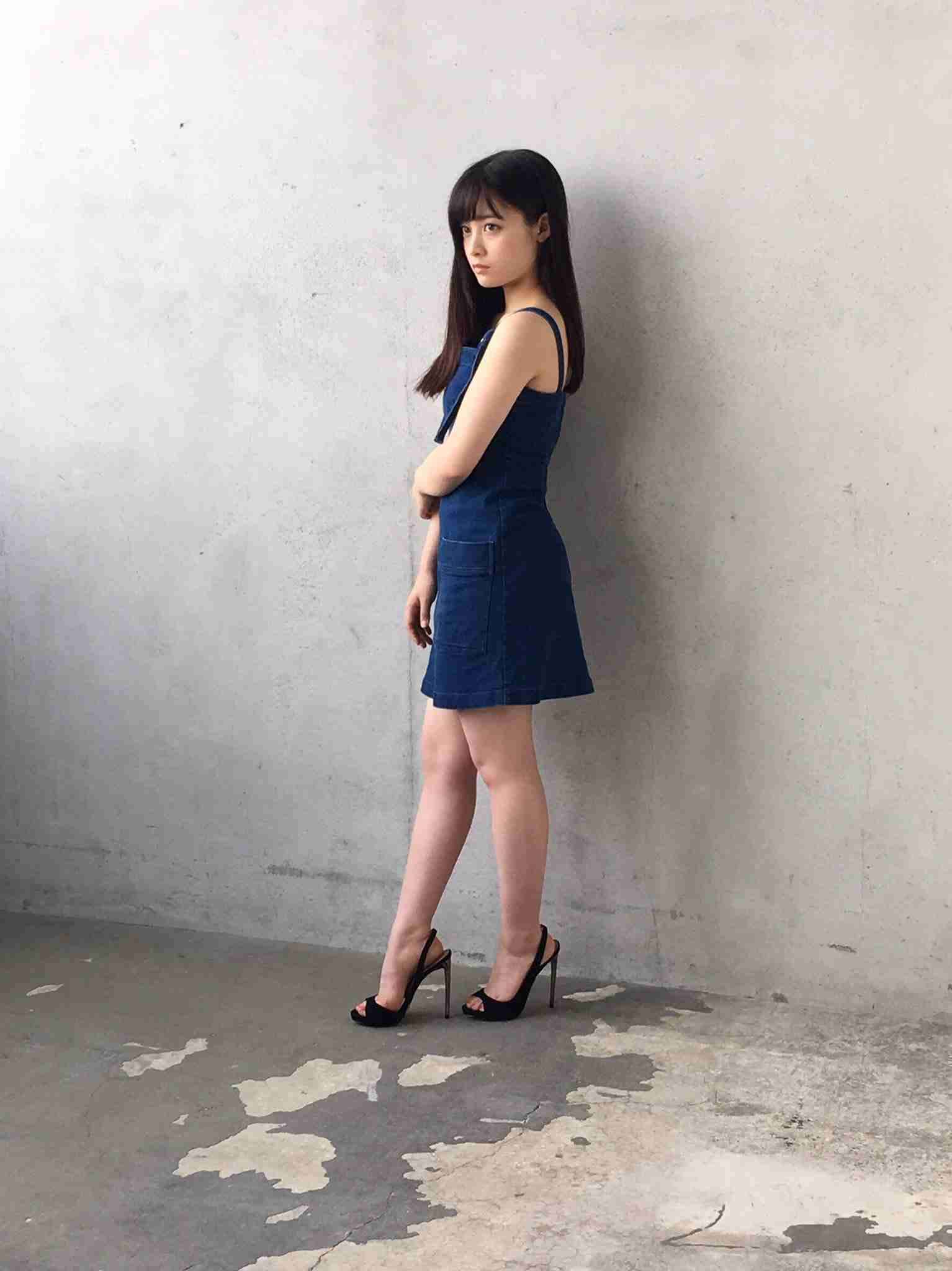 橋本環奈、“驚き顔”の撮影に苦戦「難しい」