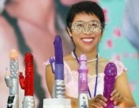 民進党・辻元清美議員、皇室「生理的にいや」 30年前の著書で発覚、天皇制を「悪の根源」とまで