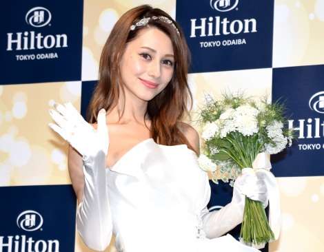 ダレノガレ明美、花嫁姿で結婚願望語る「もらってくれる人いるかな？」