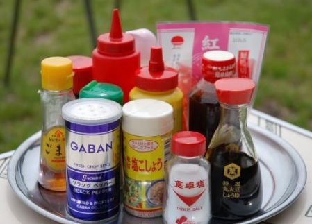 手放せない調味料なんですか？