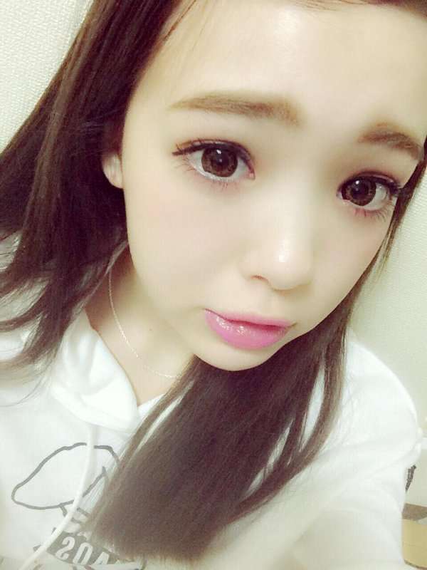 あえてのボサ眉・夏目三久が2位「可愛いのに眉毛ヘン！」な女性有名人1位は