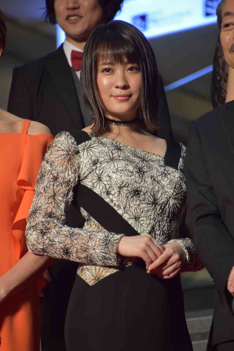 「やけにセクシー」北乃きい、シースルー姿にファン興奮！『ZIP！』卒業後は女優業も好調