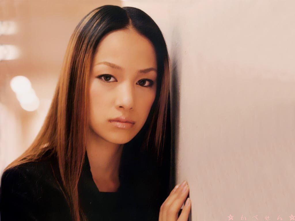 有名人のヘアメイクやファッションにアドバイスしてみる(一方的にかつ上から目線で)