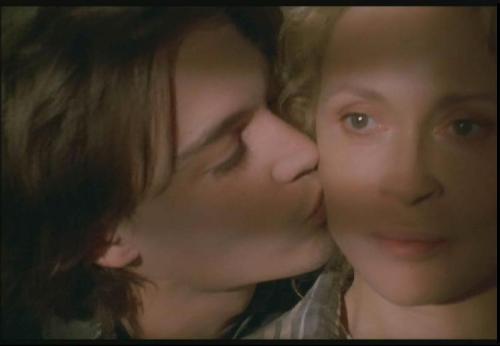 映画のキスシーンの画像が集まるトピ