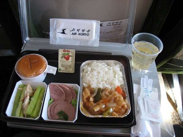 色んな機内食が見たい