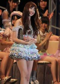 「2人で休憩しましょうよ～」AKB48・小嶋陽菜、業界有力者ドン引きの夜の営業術