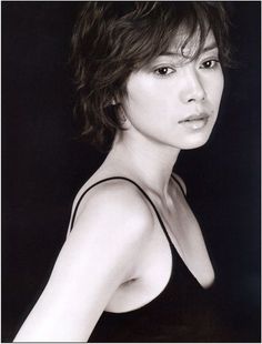 中谷美紀の魅力を語るトピ。
