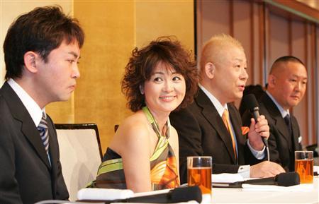 泰葉が会見 前夫・春風亭小朝と和田アキ子を提訴へ 左耳の難聴原因は「小朝の暴力」