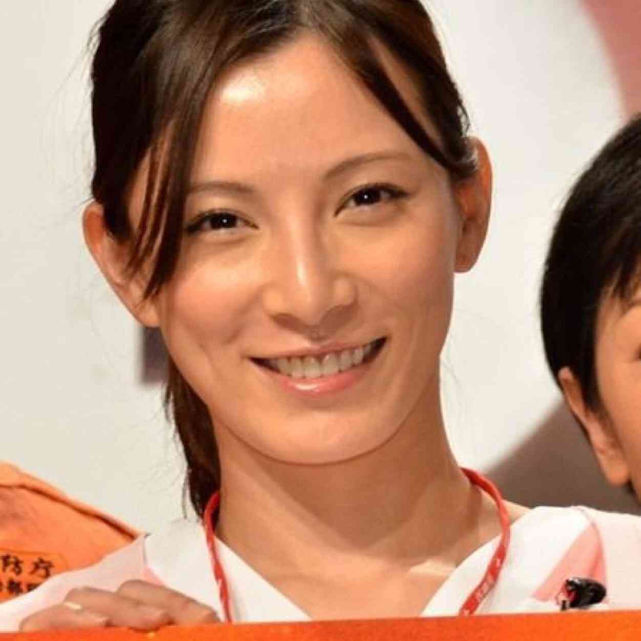 あえてのボサ眉・夏目三久が2位「可愛いのに眉毛ヘン！」な女性有名人1位は