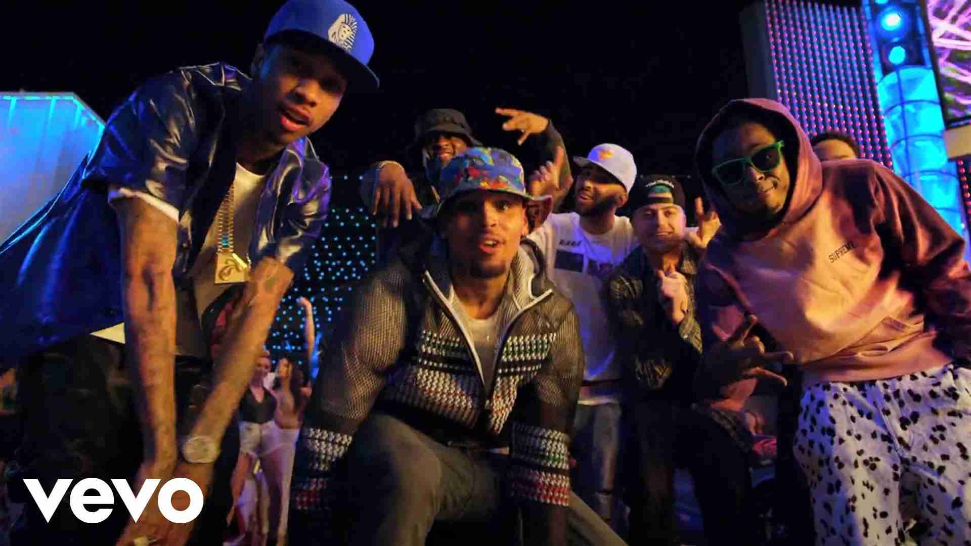 Chris Brown - Loyal (Explicit) ft. Lil Wayne, Tyga - YouTube
