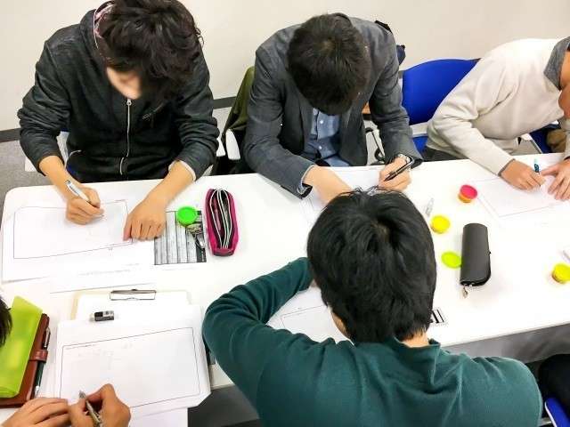 「宿題代行サービス」賛成?反対?“自由研究1万5000円でも依頼殺到”の背景