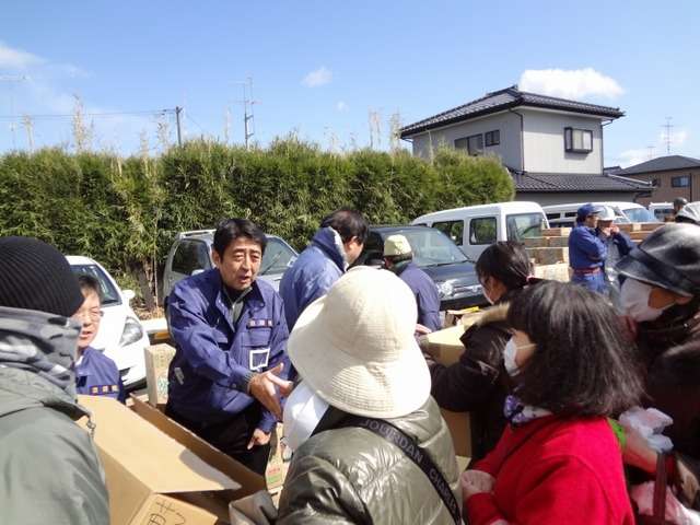 【拡散】東日本大震災で民主党が逃げ回ってる間、安倍首相が何をしていたか知っていますか？たった3人で動き出した安倍 晋三。マスゴミは総スルーだった : まとめ安倍速報