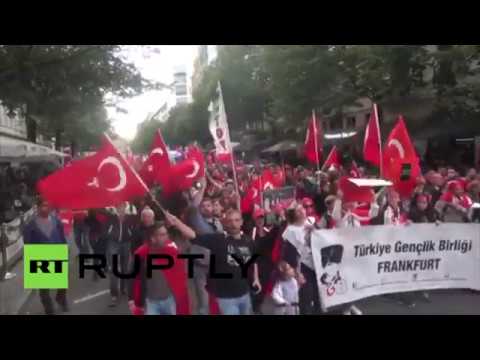 【これが日本に？】移民たちがドイツで暴れまわる - YouTube