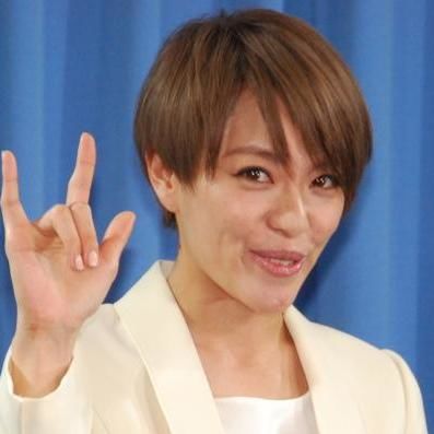 両立できるの？出馬しても歌手活動を継続する今井絵理子に疑問の声 - NAVER まとめ