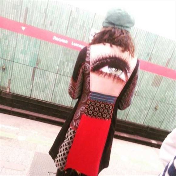 1年間のうちで1番服を買う季節と、買わない季節はいつですか？