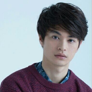 村上弘明、イケメン長男が同じオスカー入り…元モデル母の美貌も反響