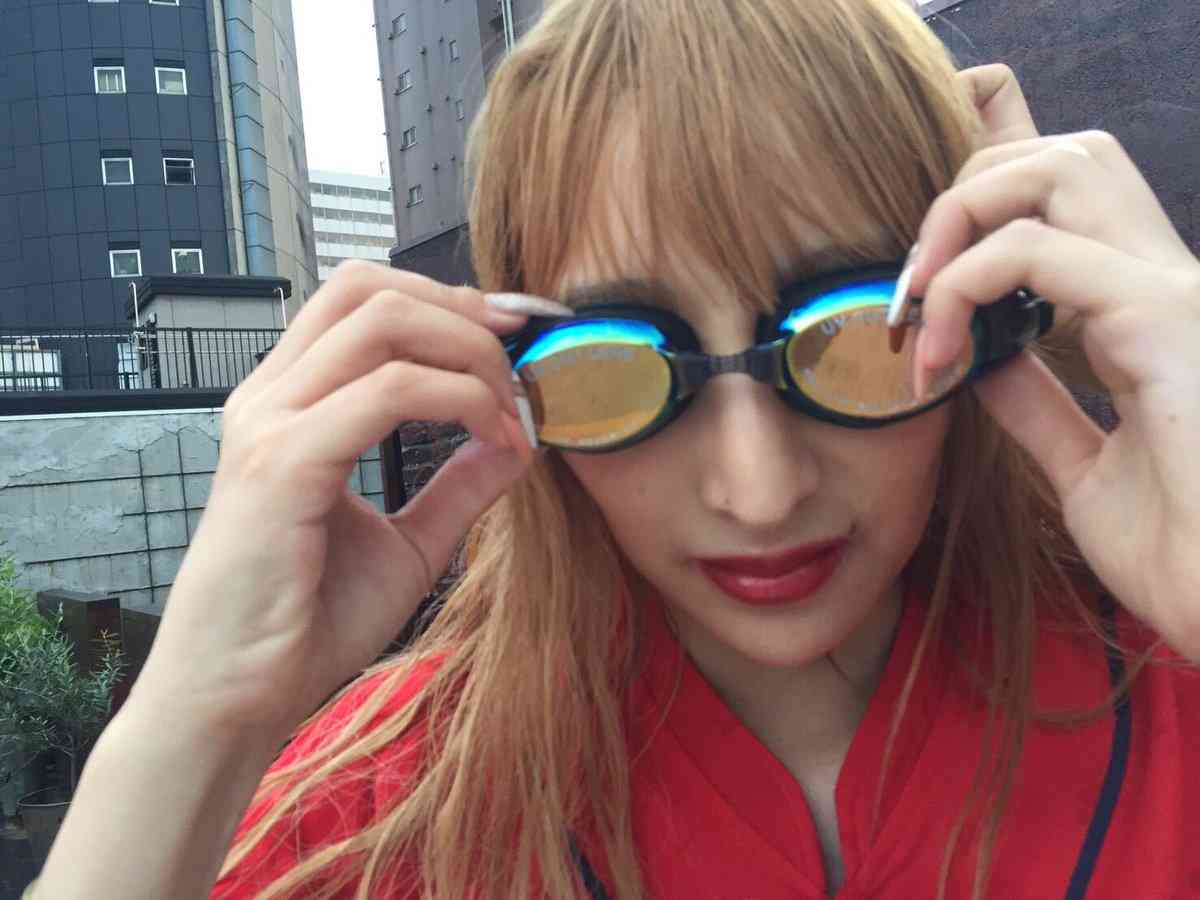 加藤紗里　広島カープの優勝を信じてビールかけの練習「今年は紗里頑張ったから呼ばれる予感する」
