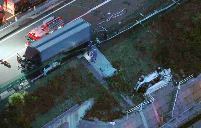 徳島道の追突事故　バスの高校生は県内５校の13人【徳島ニュース】- 徳島新聞社
