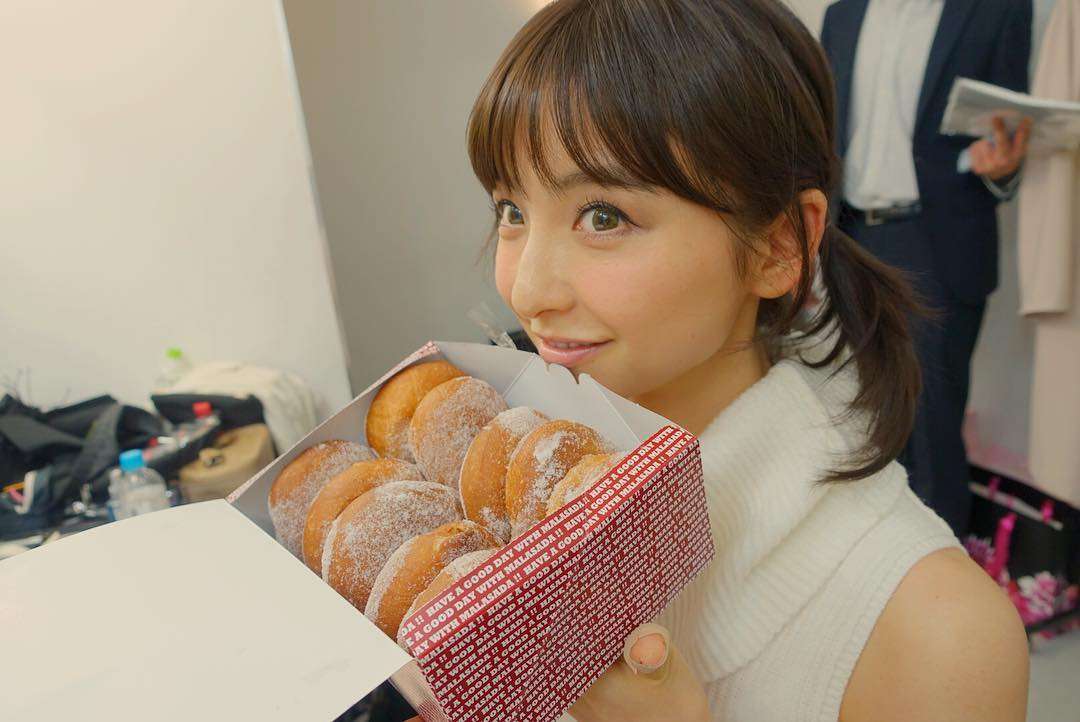 篠田麻里子、カラコン&ツインテール姿が話題「若返ってる」