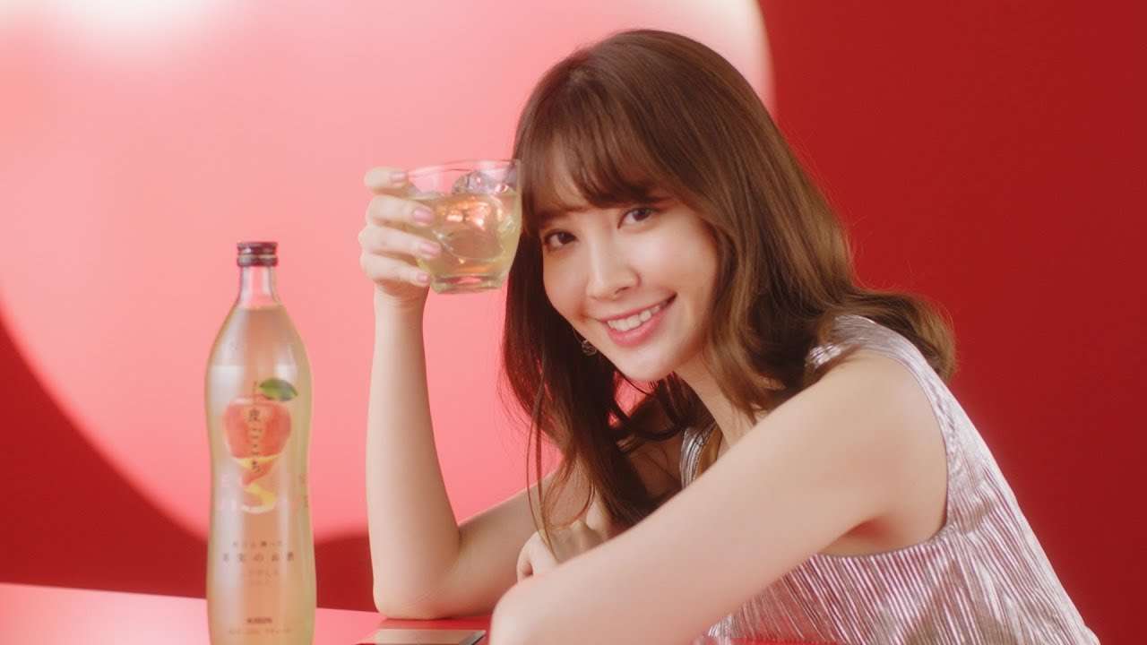 キリン　皮ごこち　「皮ごこちを飲みたい」篇 - YouTube