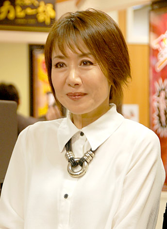 現役でそれなりに知名度あるけどガルちゃんで名前を見た事のない芸能人