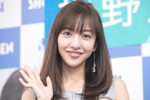 板野友美7年ぶりの写真集「私自身、一生残しておきたい写真集になりました」