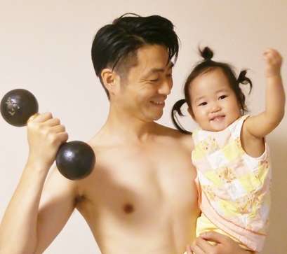 筋トレ写真をSNS投稿して児童虐待防止？ハッシュタグは「♯ボランティア筋トレ」の参加者募集中