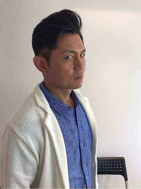 的場浩司が遭遇した乱暴運転のバス「会社名とナンバー発表してやりたい」 - ライブドアニュース