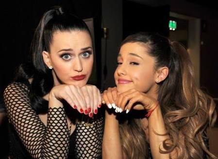 Ariana Grandeを貼るトピ♡