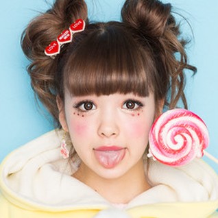 インスタ世代ではない方、自分が今高校生・大学生だったらやっていましたか？