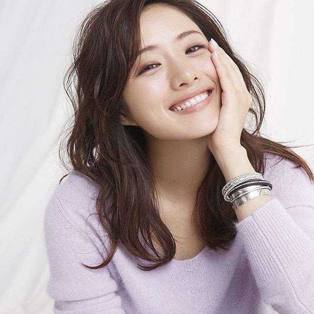 ひと言で悩殺!? 3位石原さとみ「声が魅力的な女性芸能人」1位は