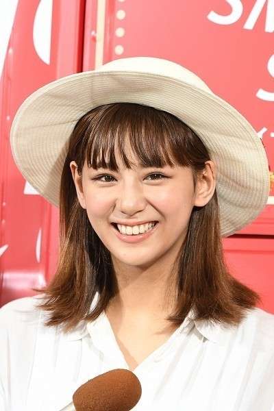 西内まりや、Twitterなども更新がストップ このまま芸能界引退か