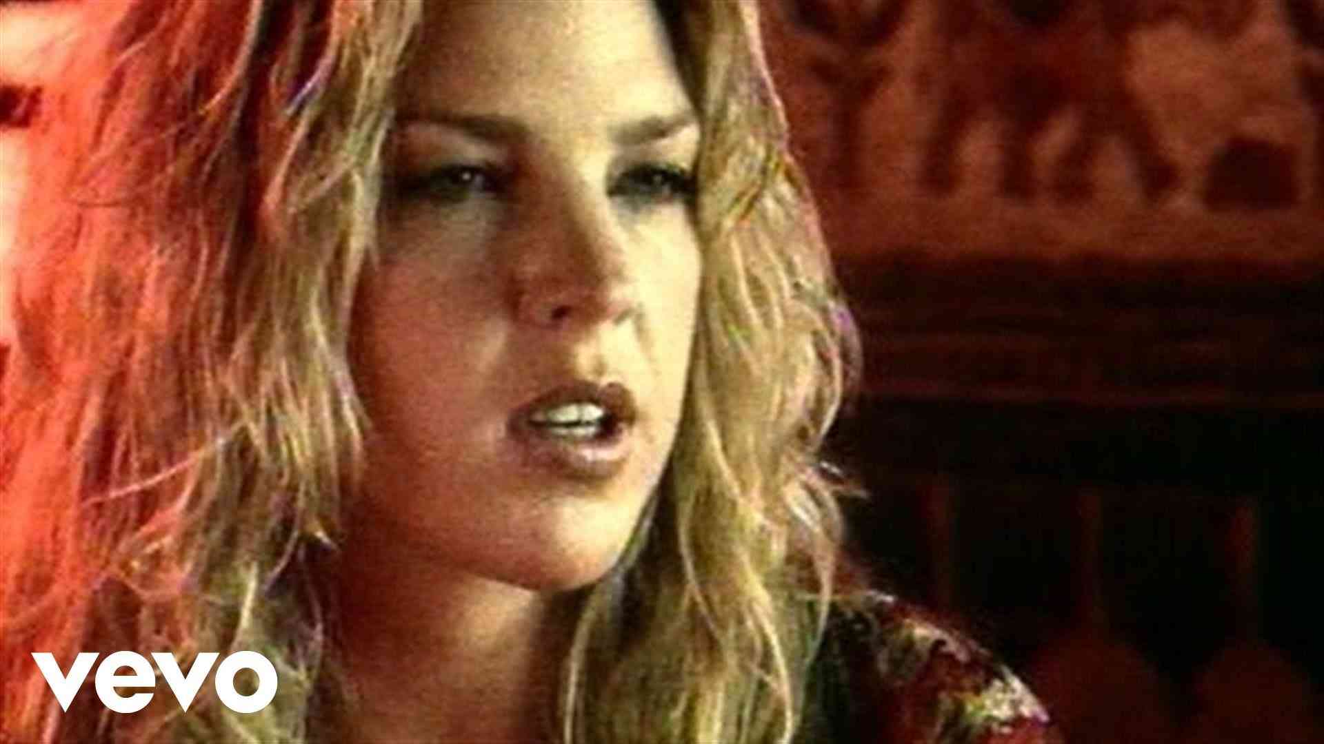 Diana Krall - Just The Way You Are - YouTube