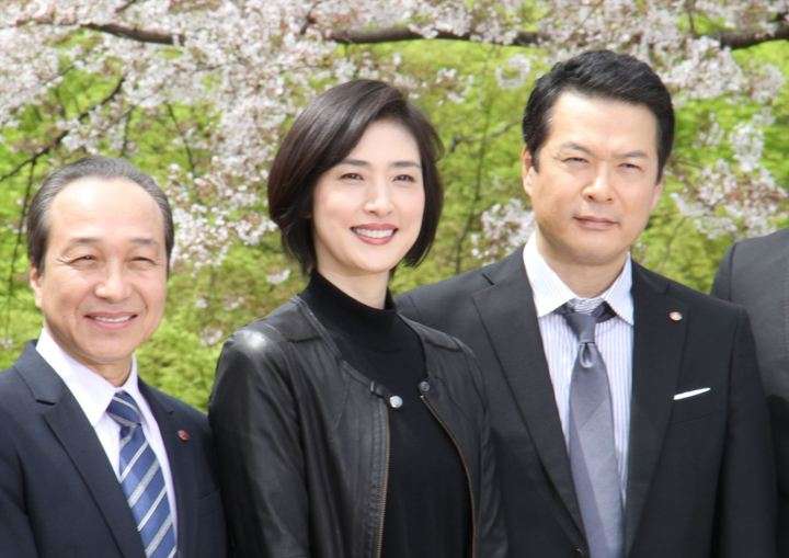 天海祐希：主演ドラマの差し入れは“天海ベーカリー”　共演者も大喜び - MANTANWEB（まんたんウェブ）