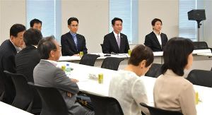 民進党「数十億円の政党助成金を返したくないので選挙終了までは党を続ける」 ｜ 保守速報