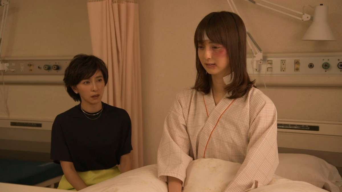 顔にアザの佐々木希、まるで別人…野島伸司ドラマの衝撃ビジュアル公開 - シネマトゥデイ