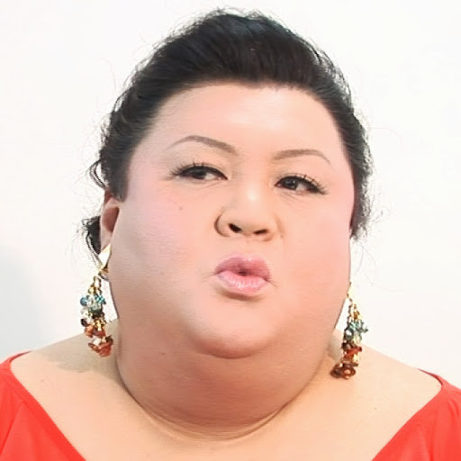 首が短い人