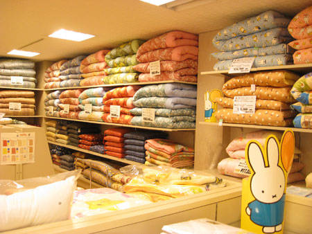 布団どこで買いますか?