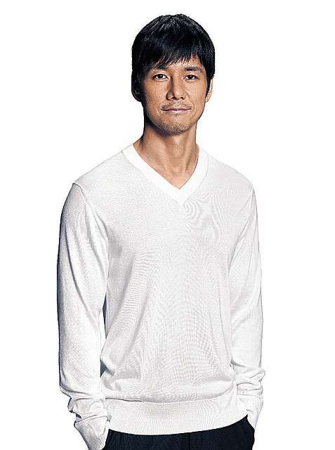 西島秀俊、綾瀬はるかと訳あり夫婦役…１０月期日テレ系「奥様は、取り扱い注意」 : スポーツ報知
