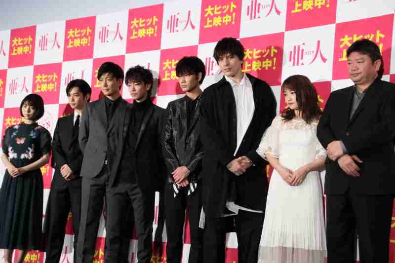 佐藤健「絶対にプライベートで写真撮影を頼まれても断りません！」宣言！…映画「亜人」初日舞台挨拶