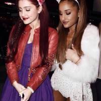 Ariana Grandeを貼るトピ♡