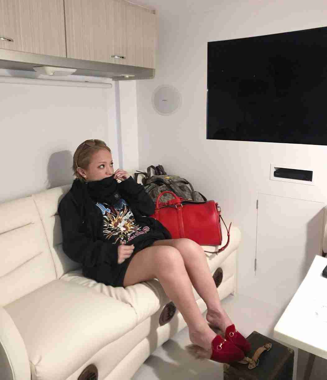 浜崎あゆみ「ミルクティー色にしたよ」 「この髪型やっぱ好き」「可愛いすぎ」