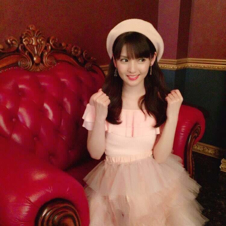 道重さゆみ、誕生日にInstagram開始 祝福と歓喜の声殺到